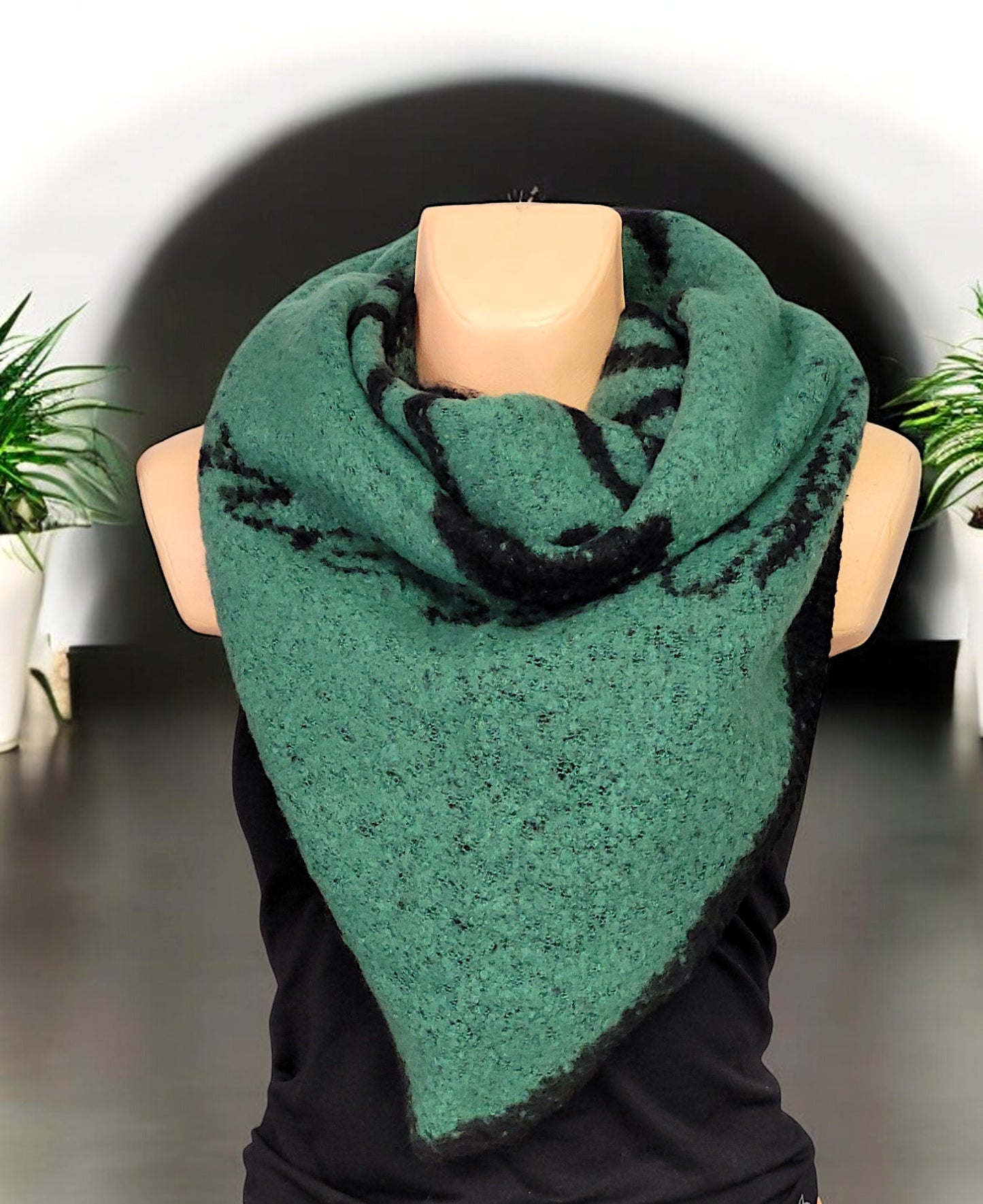 Großer kuschliger "Lieblingsmensch" Dreiecksschal in versch. Farben