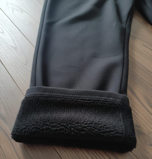 ❄️ Kuschelig-warme Thermo-Leggings mit Fleece-Futter – Perfekt für den Winter! 🖤– Extra Warm & Taschen (Größen 2XL/3XL bis 3XL/4XL)