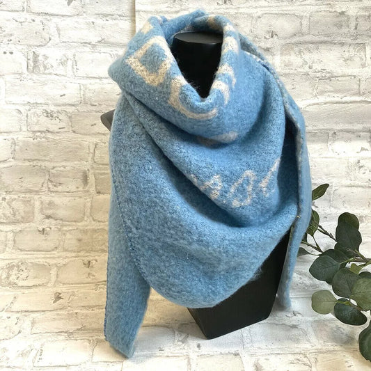 Großer kuschliger "Lieblingsmensch" Dreiecksschal in versch. Farben