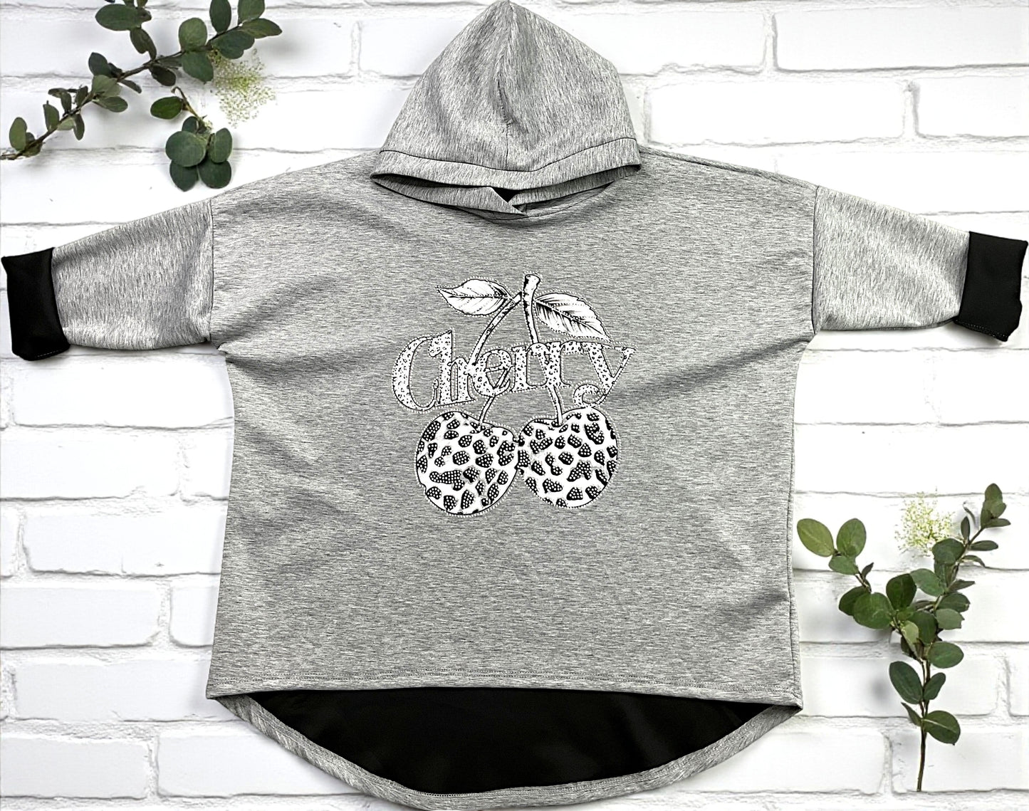 ✨ Vorbestellung Hoodie „Cherry“ 🍒 – Butterstoff – Gr. 42 – 46 – in 11 Farben ✨