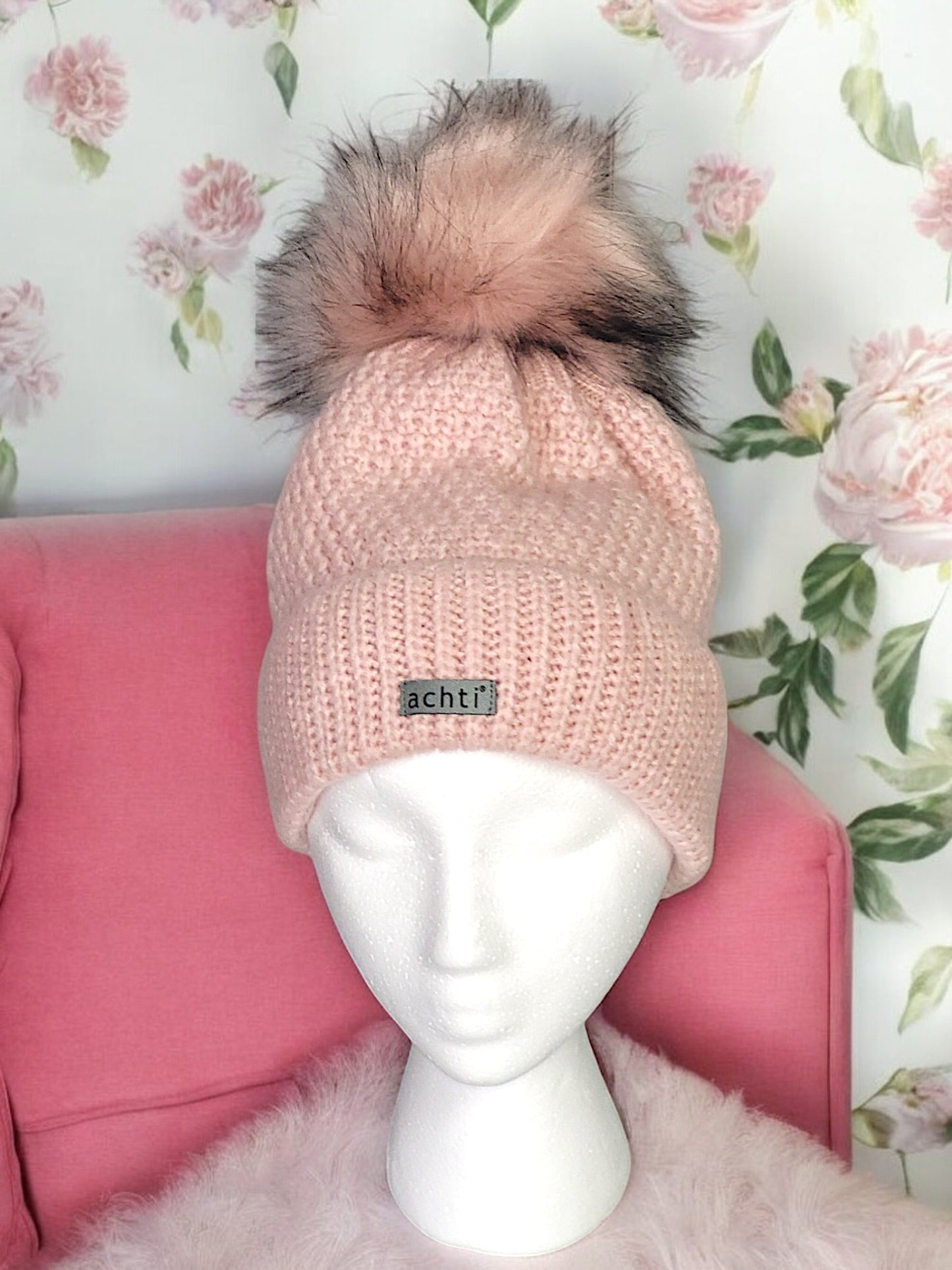 Bommel-Strickmütze in versch. Farben