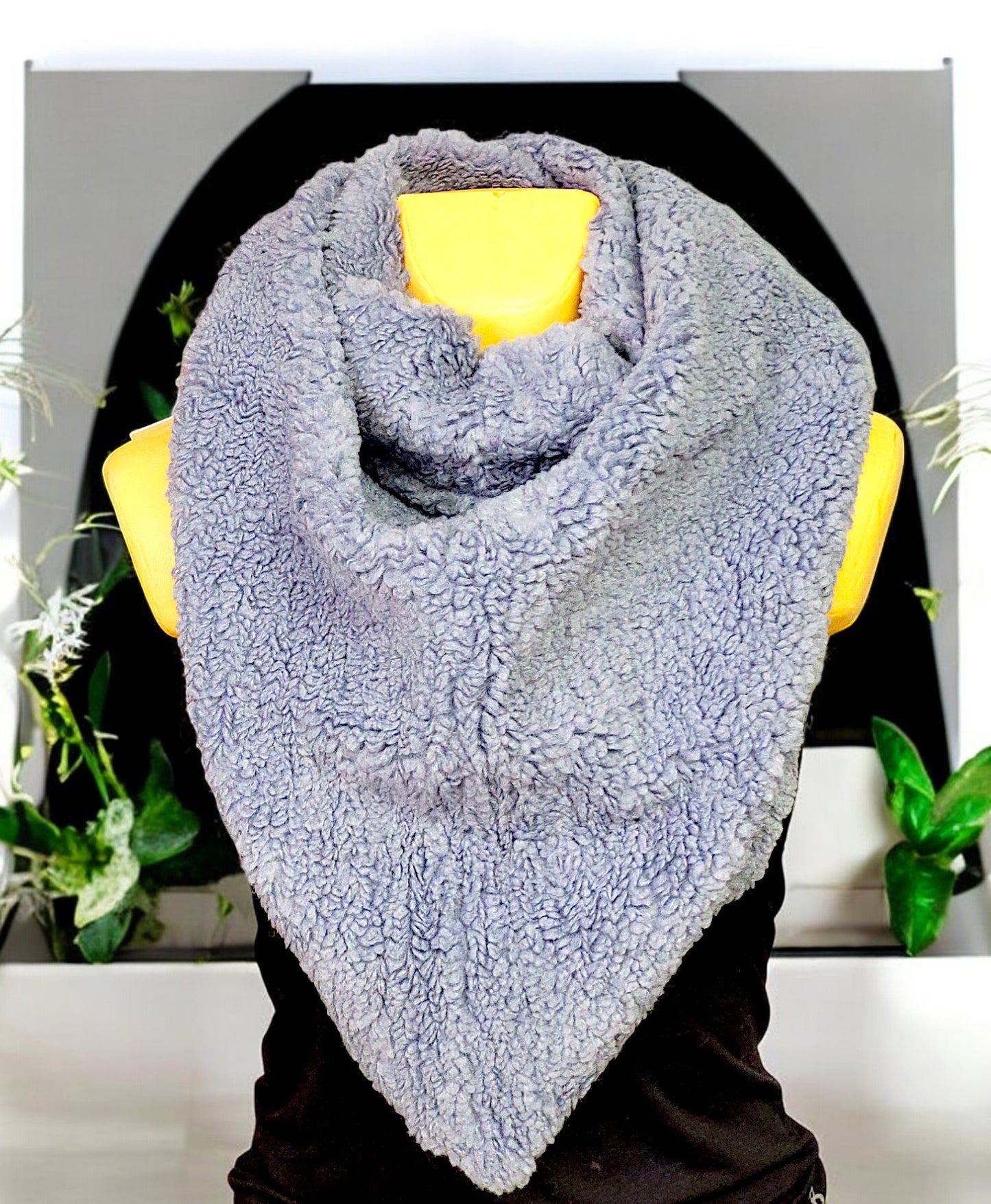 XXL Teddy-Dreiecksschal in versch. Farben