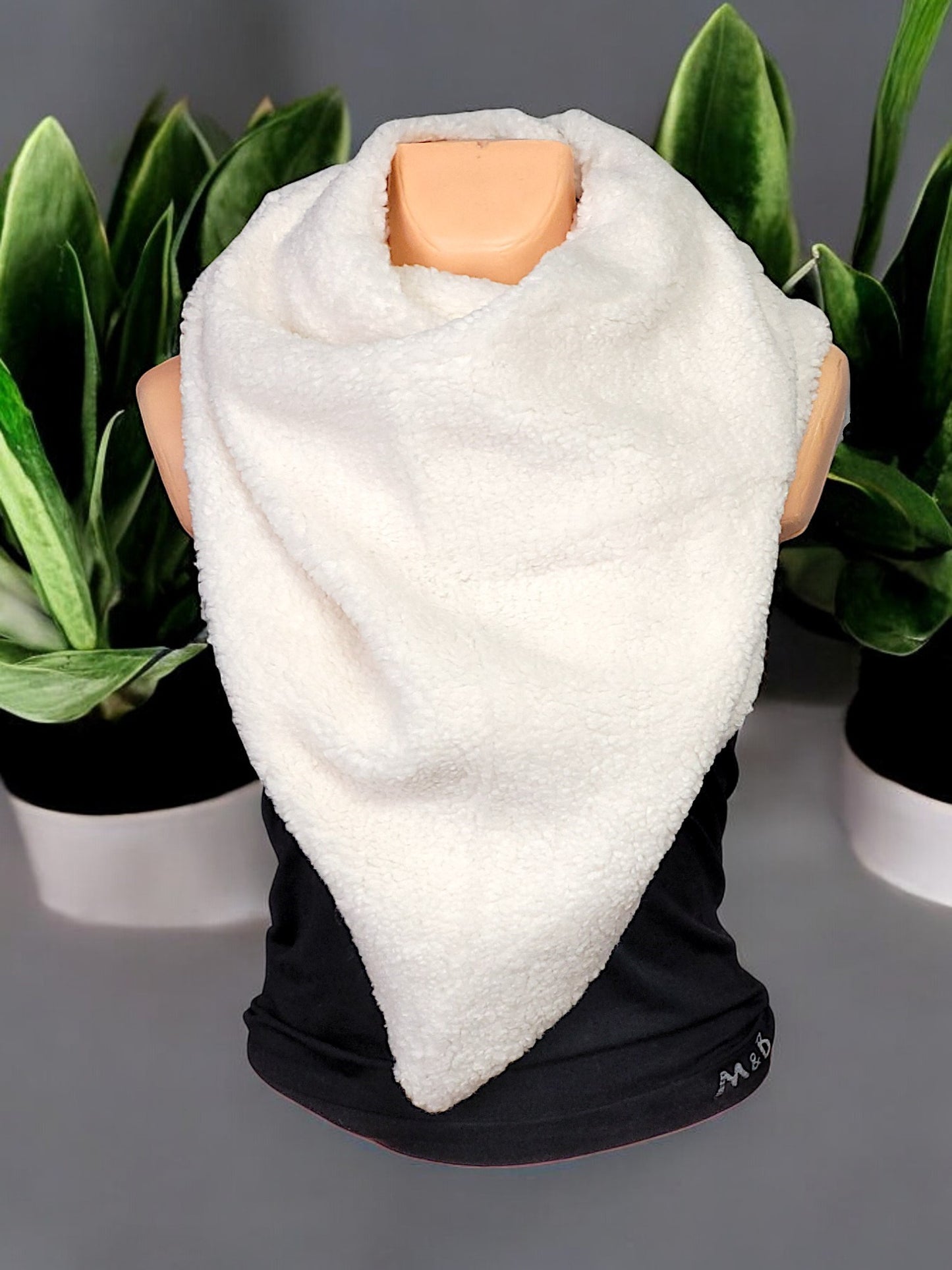 XXL Teddy-Dreiecksschal in versch. Farben