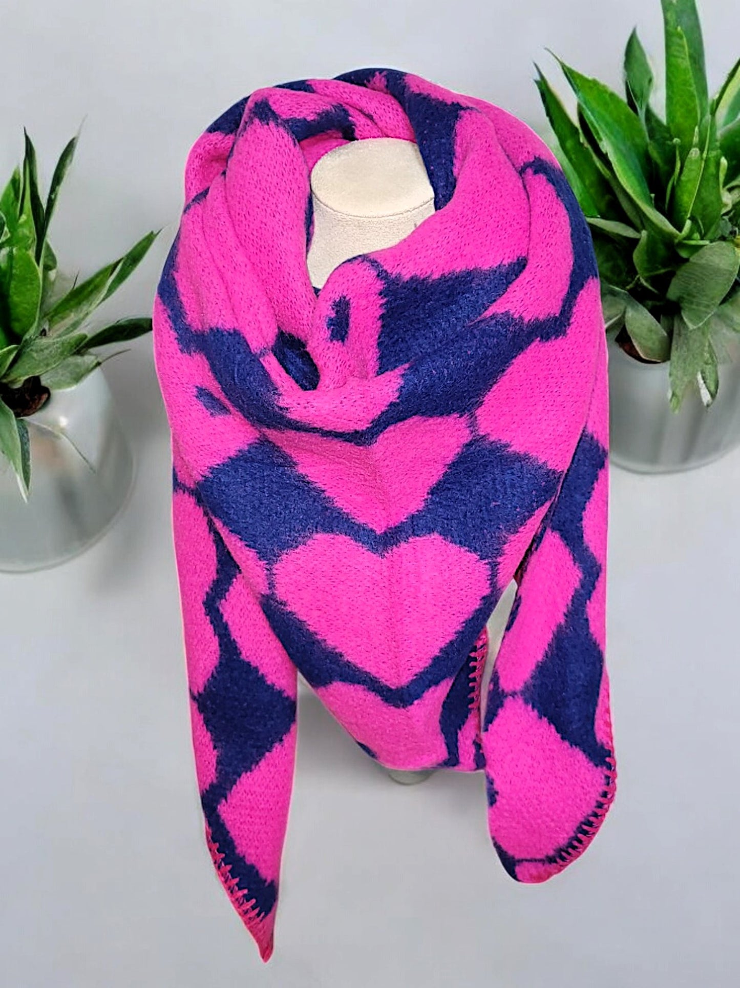 Kuschelwolle Dreiecksschal Herz in versch. Farben