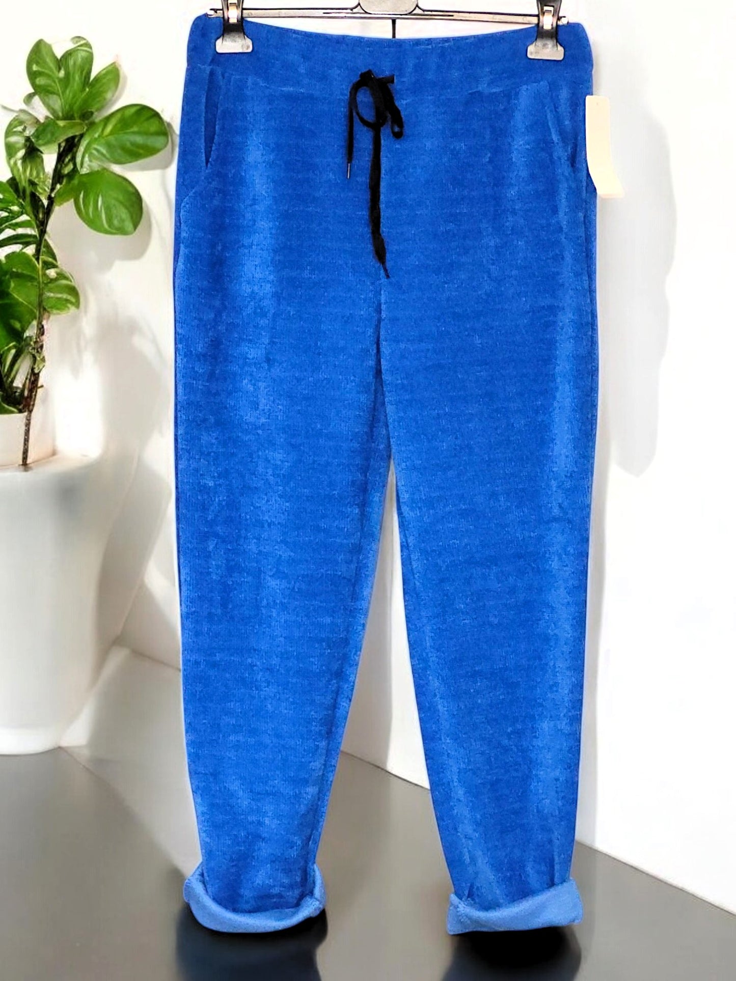 Feincord-Jogpant Gr. 38 - 44 in versch. Farben