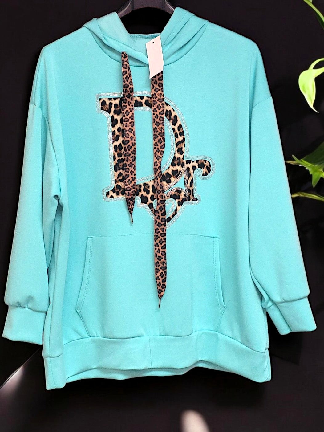 Stylisch & Bequemer Hoodie mit Leo-Details Gr. 42-46 in versch. Farben