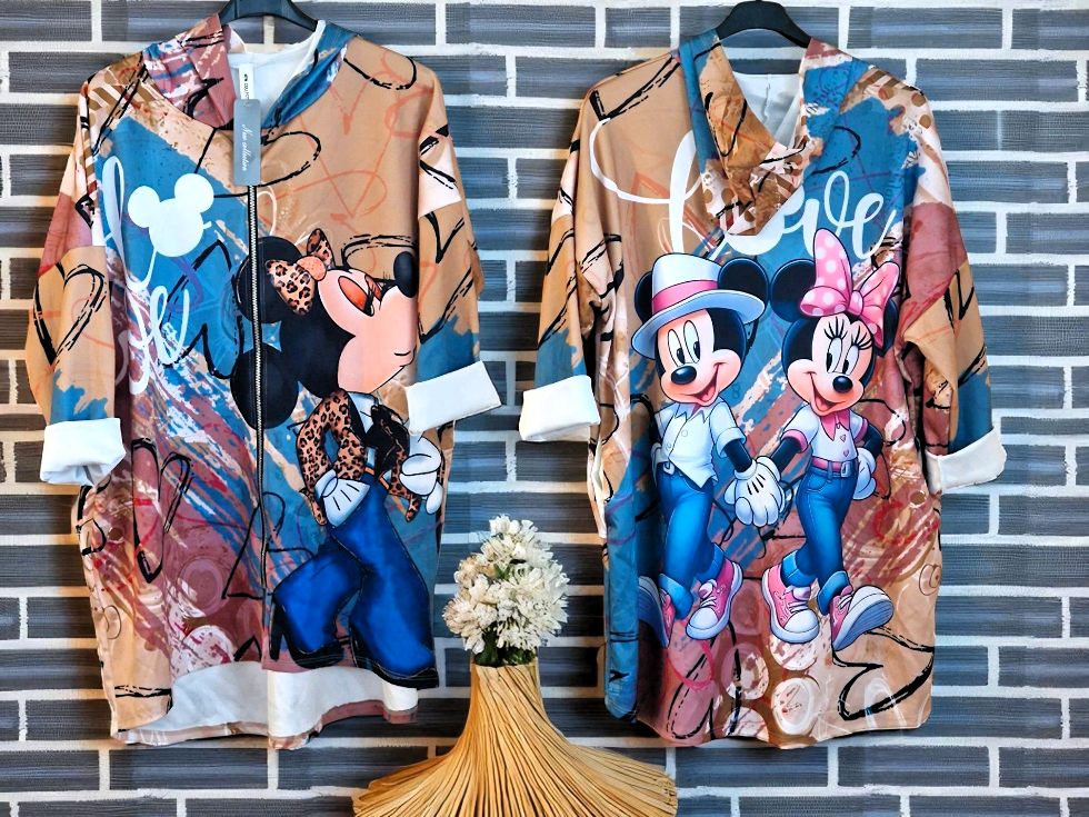 🧥 Kapuzenjacke aus Butterstoff – 6 einzigartige Motive – Größe 46–52 🌟🔥