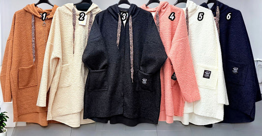 Boucle-Kurzmantel