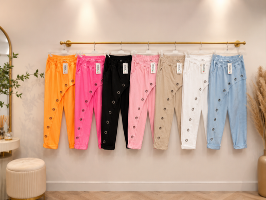 💖 Oversize Statement-Hose Gr. 44–48 | Bequeme Damenhose mit Ösen-Details ✨