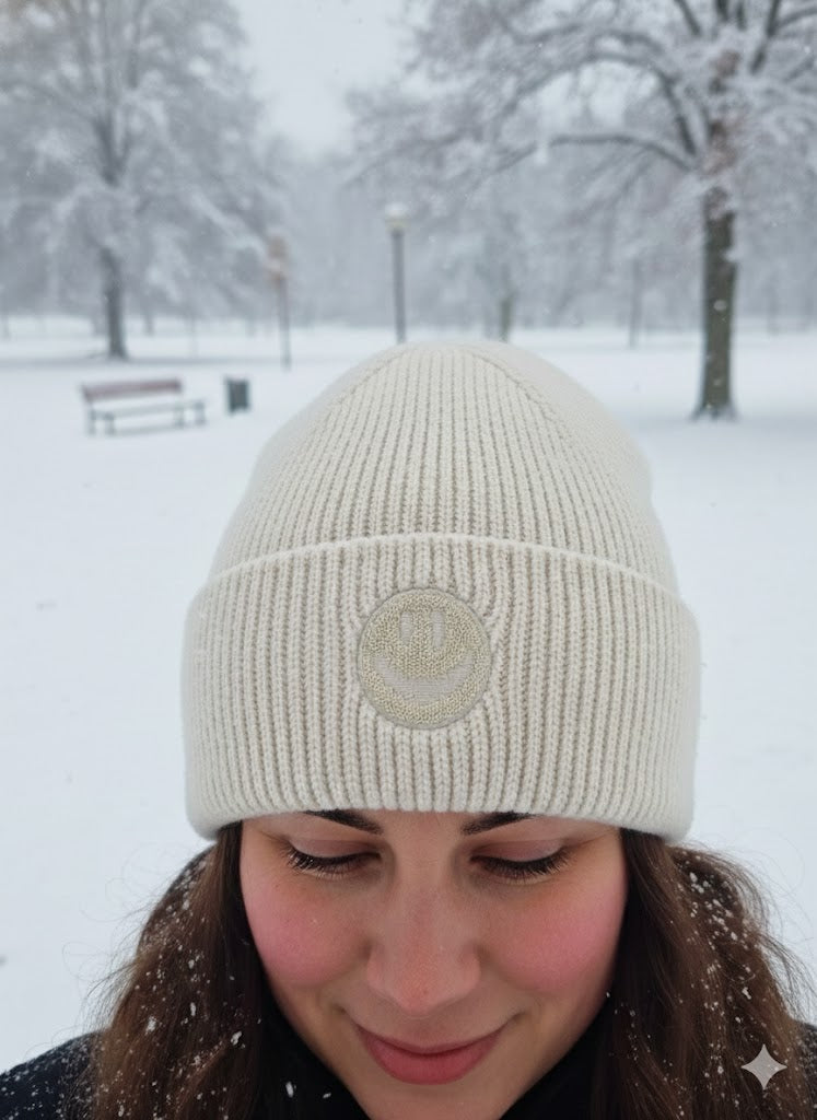 ✨ Smiley-Strickmütze – in 4 Farben ✨