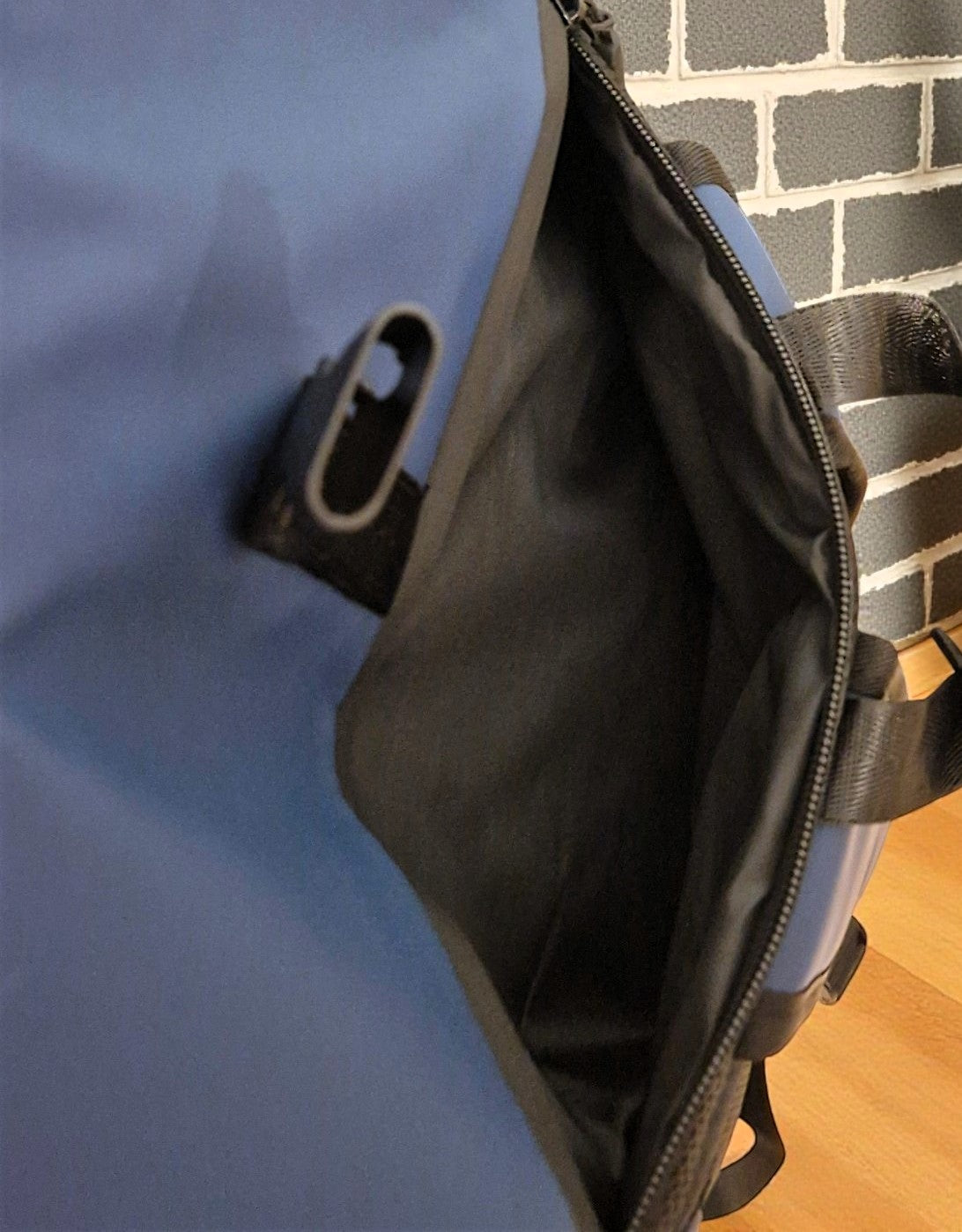 🎒 Wasserabweisender Rolltop-Rucksack – 3 Farben – 46 x 39 x 16 cm 🎒